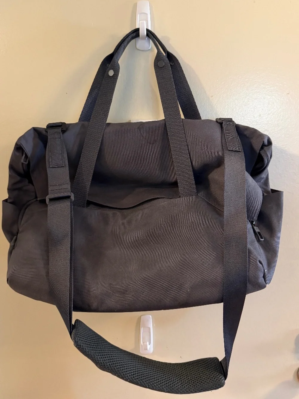 Lululemon Dark Gray Blue Gym Duffel Bag Weekender Travel Yoga Overnight Tote
